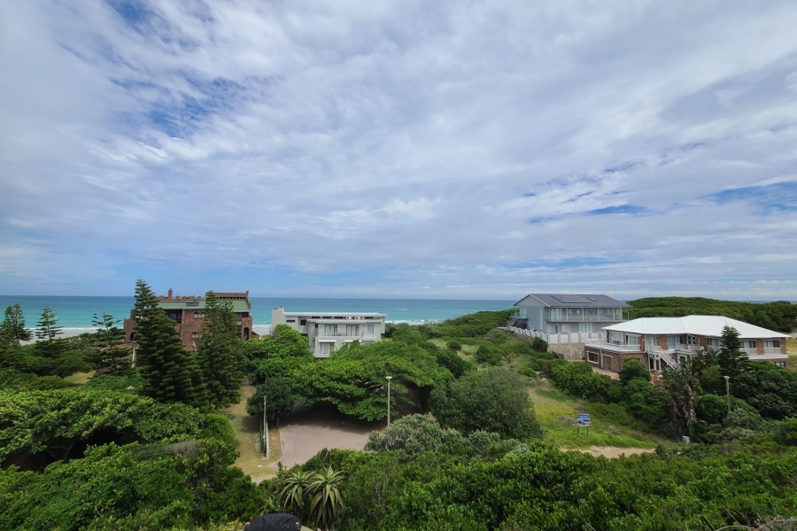 0 Bedroom Property for Sale in Paradise Beach Eastern Cape